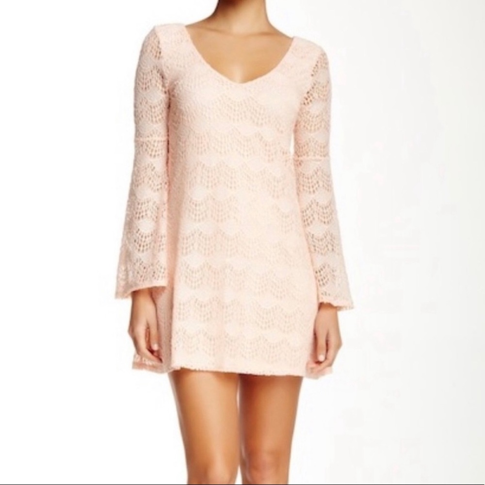 SOCIALITE Long sleeve Pink Lace Mini Dress Small